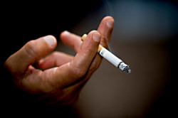 Курение - причина фарингита