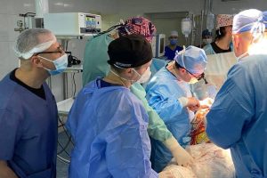 Вперше здійснили пересадку серця від померлого донора у Вінниці